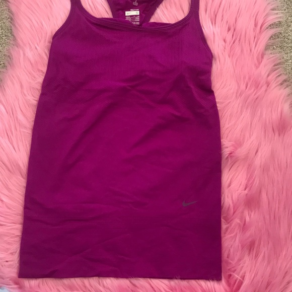 Nike Fitdry seamless purple tank - Picture 2 of 8